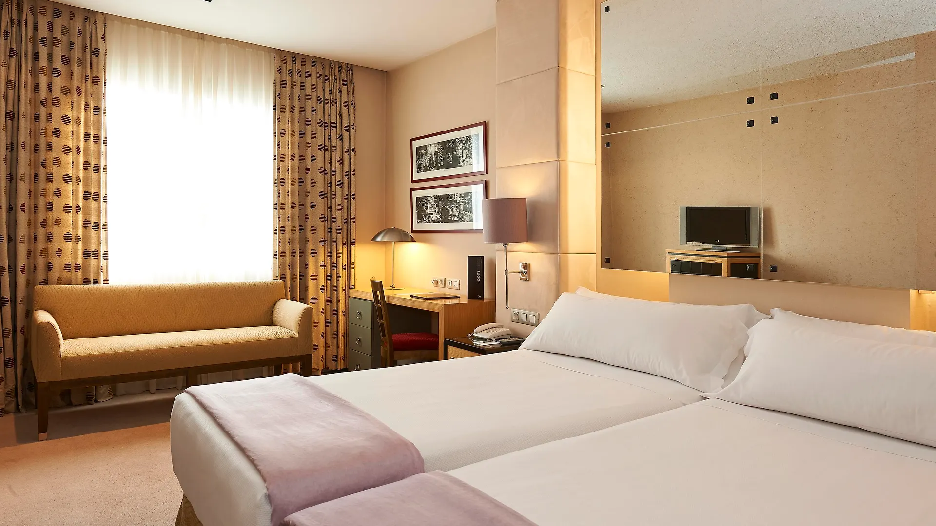 Hesperia Barcelona Presidente Hotel